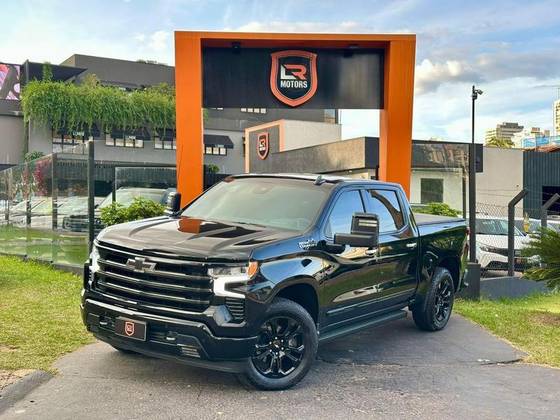CHEVROLET SILVERADO 5.3 V8 GASOLINA 1500 HIGH COUNTRY 4X4 AUTOMÁTICO